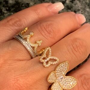2 tone Crown Ring with Lab created Diamonds size 7